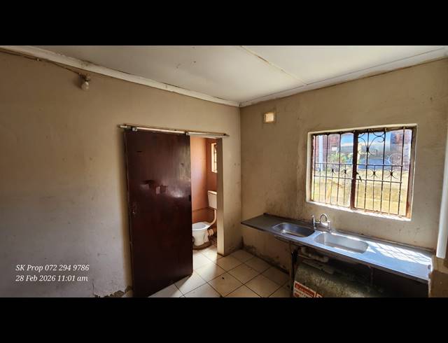 2 BEDROOM HOUSE FOR SALE IN NORTHDALE